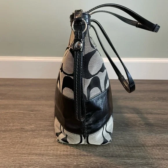 Coach Monogram Tote - Picture 8 of 13